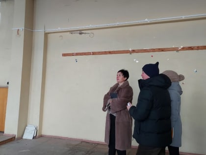 Директор  МИАЦ Юлия Арсенина проинспектировала ход работ в здании будущего медфакультета