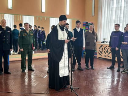 Наши земляки выбирают службу по контракту