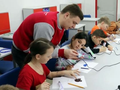 2000 школьников Владимирской области обучились по программам мобильного технопарка «Кванториум» в 2022/2023 учебном году