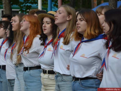 Завершились летние смены в муниципальных центрах отдыха «Икар» и «Дружба»