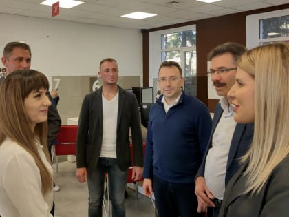 Дмитрий Лызлов: «Владимирская область продолжит оказывать поддержку городу ДНР, над которым ранее взяла шефство»