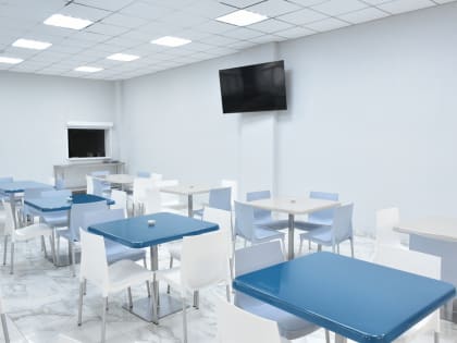 Гусевской стекольный колледж им. Г.Ф. Чехлова посетила сенатор Ольга Хохлова