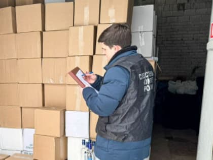 Бывших супругов обвиняют в незаконном обороте алкоголя и сигарет в особо крупном размере
