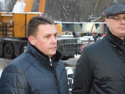 Глава города Владимира работает не за спасибо. Владимирцам не за что благодарить Дмитрия Наумова