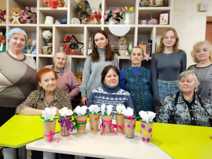 Сторонники Молодежи СПРАВЕДЛИВОЙ РОССИИ во Владимирской области, во главе с членом Партии СПРАВЕДЛИВАЯ РОССИЯ – ЗА ПРАВДУ, Александрой Исайчиковой, продолжают работу на базе Дома В