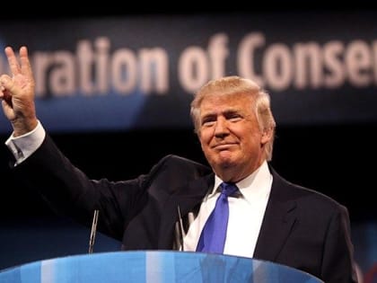 Бывший президент США Дональд Трамп заявил, что его арестуют 21 марта