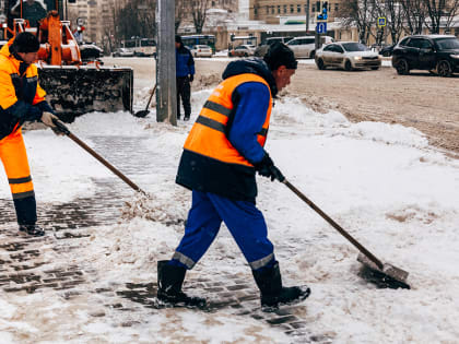 Власти увидели решение проблемы владимирского гололеда в зарплатах коммунальщиков