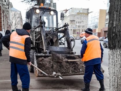 Снег и мусор с улиц Владимира убирают круглосуточно без выходных