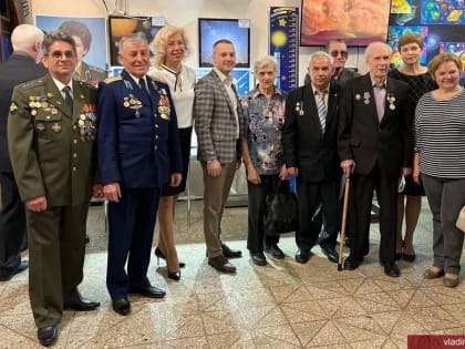 Ветераны Байконура отмечены наградами мэрии