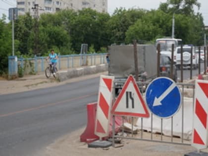 По Павловскому мосту временно ограничат движение