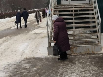Уже с 1 апреля: важная новость для получающих социальные пенсии во Владимирской области