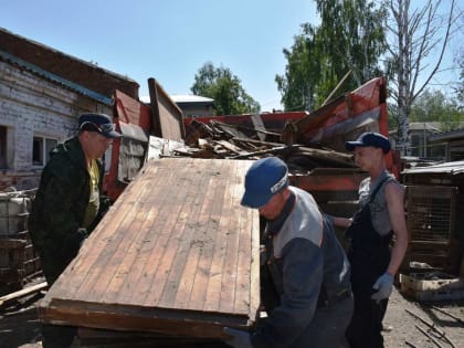 В здании для бездомных животных полным ходом идёт ремонт