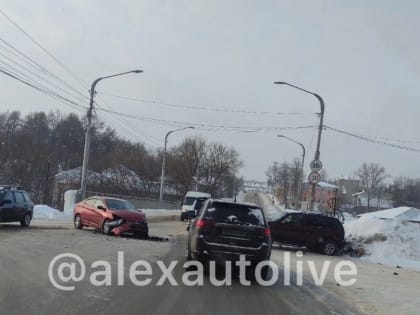 На трассе во Владимирской области произошла массовая авария