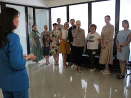 Глава города Елена Фомина и замглавы администрации  Сергей Сидорин побывали с рабочим визитом на предприятии «Рыба—меч»