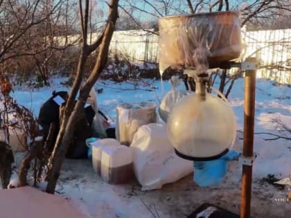 Под Муромом мужчина с сыновьями варили мефедрон в своем частном доме