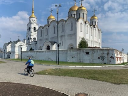 РПЦ требует передать ей Успенский собор во Владимире