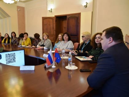 Лекции о профилактике выгорания и информационной войне в Гусь-Хрустальном