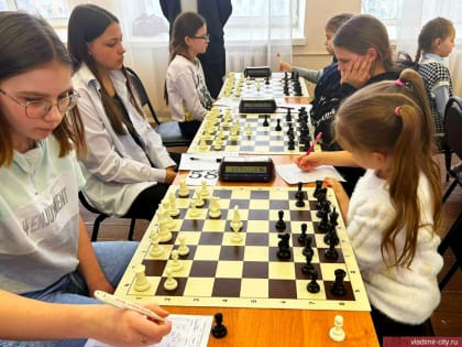Юные шахматисты области борются за звание лучшего