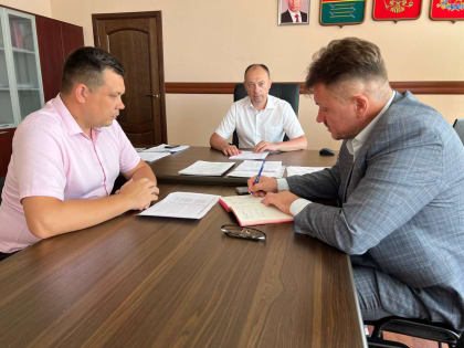 В администрации Судогодского района представили двух новых заместителей Валерия Сафонова.