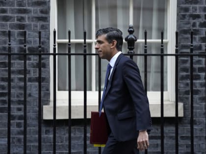 Сунак не исключил передачу Киеву истребителей