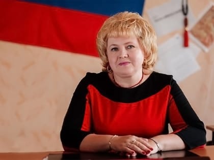 Глава города Собинка Елена Карпова сложила полномочия, чтобы возглавить Киржачский район