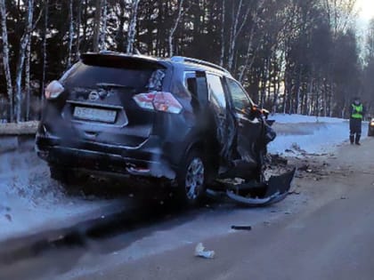 Во Владимирской области на суздальской дороге в аварии из четырех машин пострадали люди