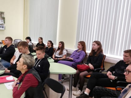 Школа информационной грамотности: электронные ресурсы и услуги