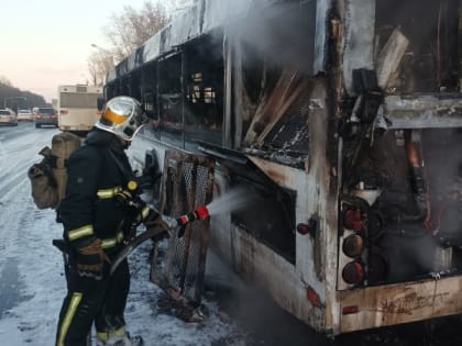 Во Владимире полностью выгорел пассажирский автобус