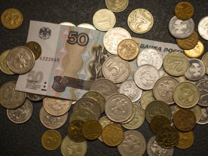 Владимирцы стали чаще жаловаться на микрофинансовые организации и страховщиков