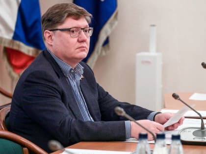 «Единая Россия»: как изменятся социальные пособия в 2023 году? Разъясняет Андрей Исаев