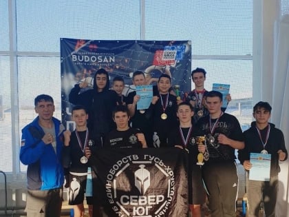 Наши спортсмены поборолись за медали на чемпионате и первенстве Владимирской области по смешанным единоборствам ММА