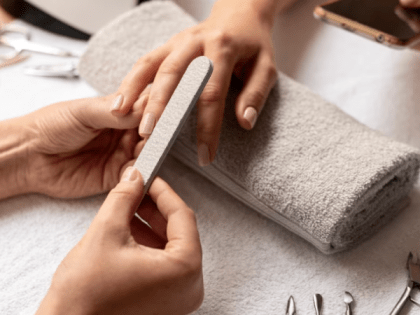 Сухая кожа и ломкие ногти: как женщинам Владимира бороться с этими проблемами после зимы