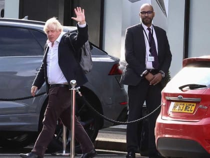 Борис Джонсон призвал Запад принять Украину в НАТО «как можно скорее»