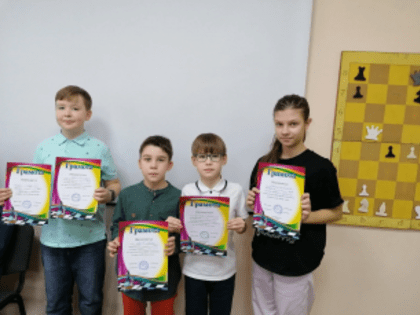 Команда шк. №21 стала победителем городского турнира по шахматам «Белая ладья -2023»