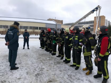 Сотрудники 4 пожарно-спасательного отряда провели учения