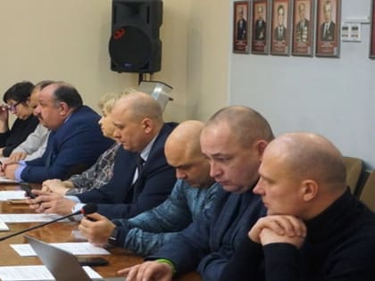 Депутаты провели совместное заседание комитетов по местному самоуправлению и социальной политике