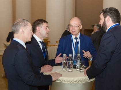 На Совете законодателей РФ обсудили меры поддержки участников СВО и стабилизацию социально-экономического развития регионов