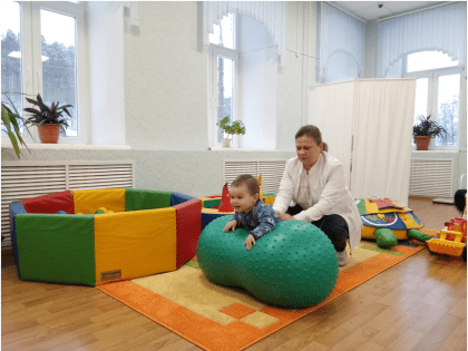 Супруга участника СВО поблагодарила сотрудников Гороховецкого социально-реабилитационного центра «Семья» за помощь