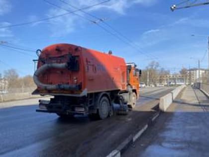 Уборка улично-дорожной сети 16 апреля