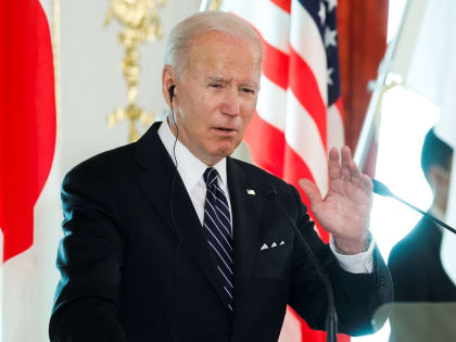 В КНР назвали психозом идею США решать все проблемы военным путем