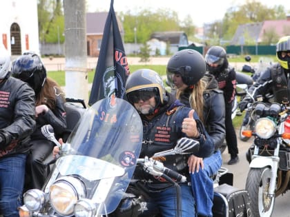 Звуки моторов и мощная энергия: в День Победы в Гусь-Хрустальном прошёл мотопробег