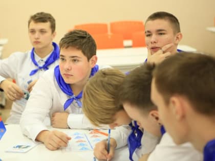 Молодежь Гусь-Хрустального выбирает профессию на профориентационном мероприятии