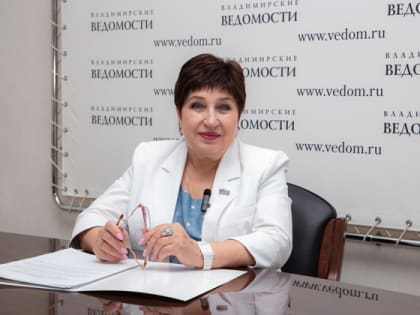 Сенатор Ольга Хохлова: «Государственная задача — чтобы семьи с детьми были благополучны»