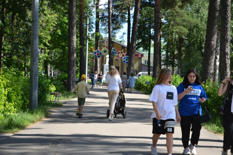 Ковров новости коврова. Ковров город. Город ковров день города. Ковров парк КЭС. Июль площадки для детей в Коврове.