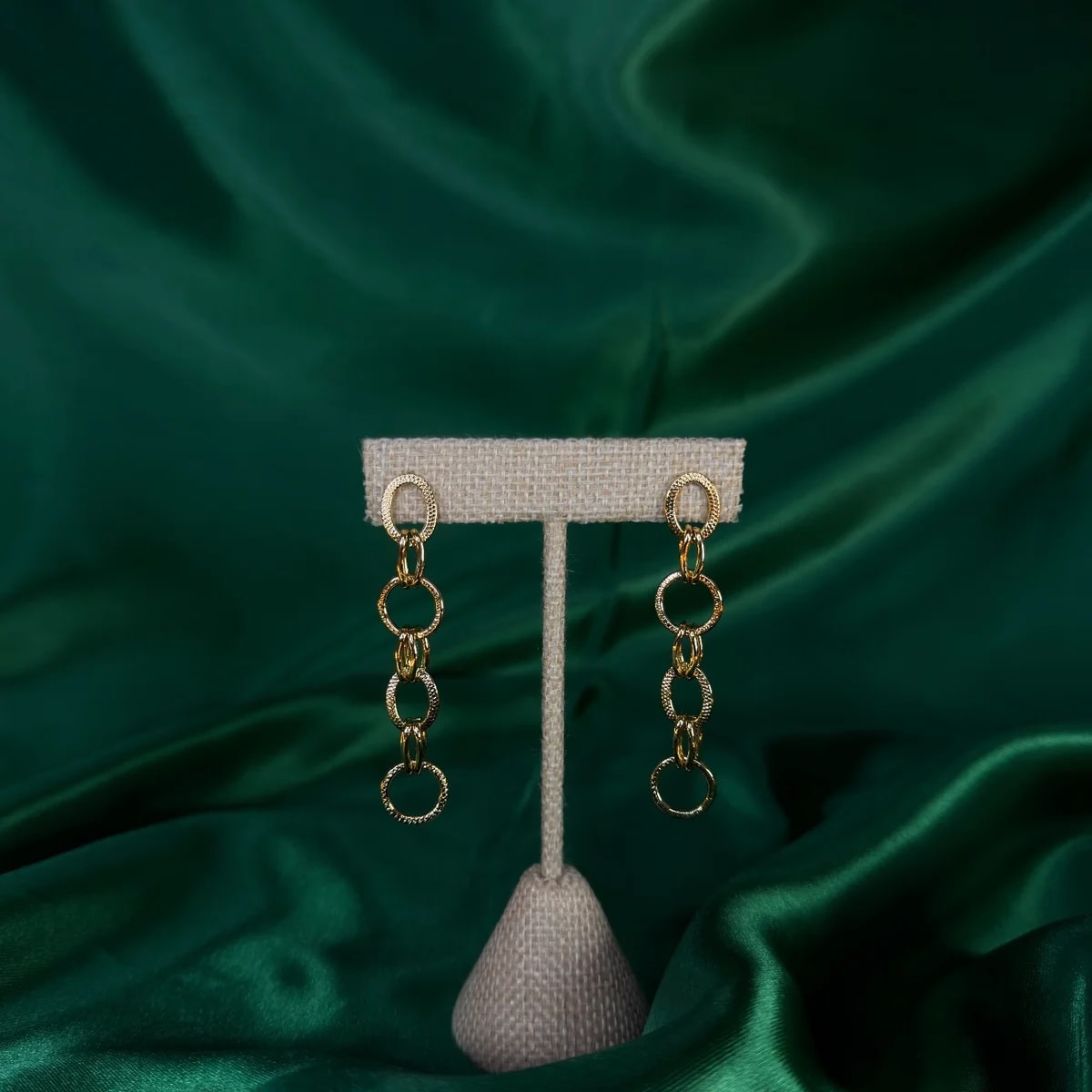 Aretes Largos Cadena en Chapa de Oro 18k — vista 3