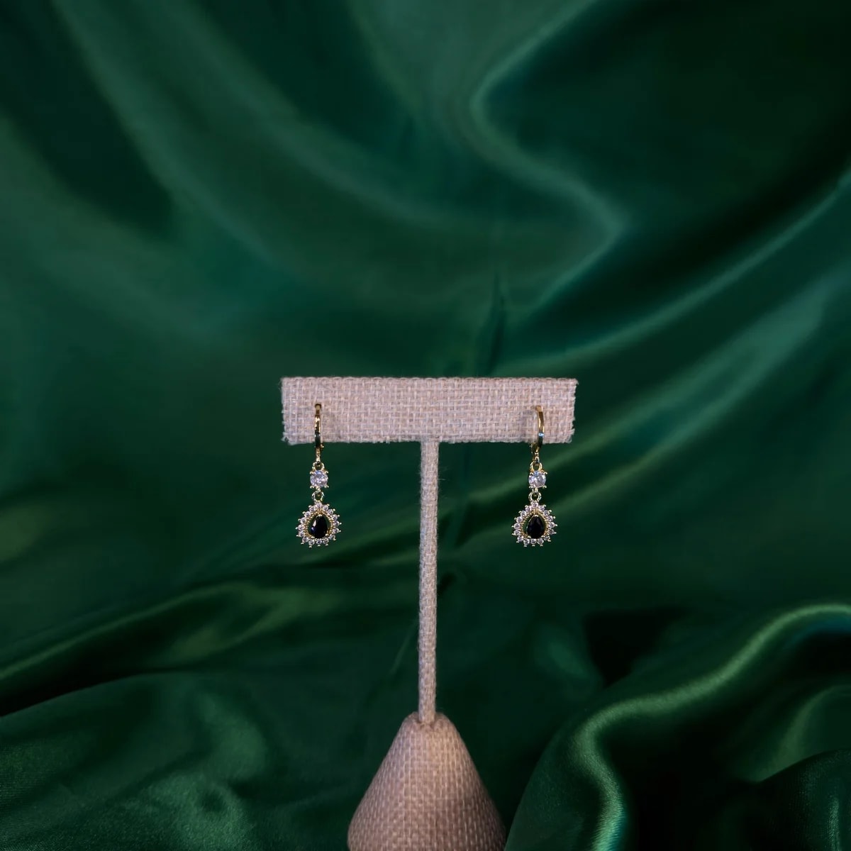 Aretes Largos Elegancia en Chapa de Oro 18k — vista 3