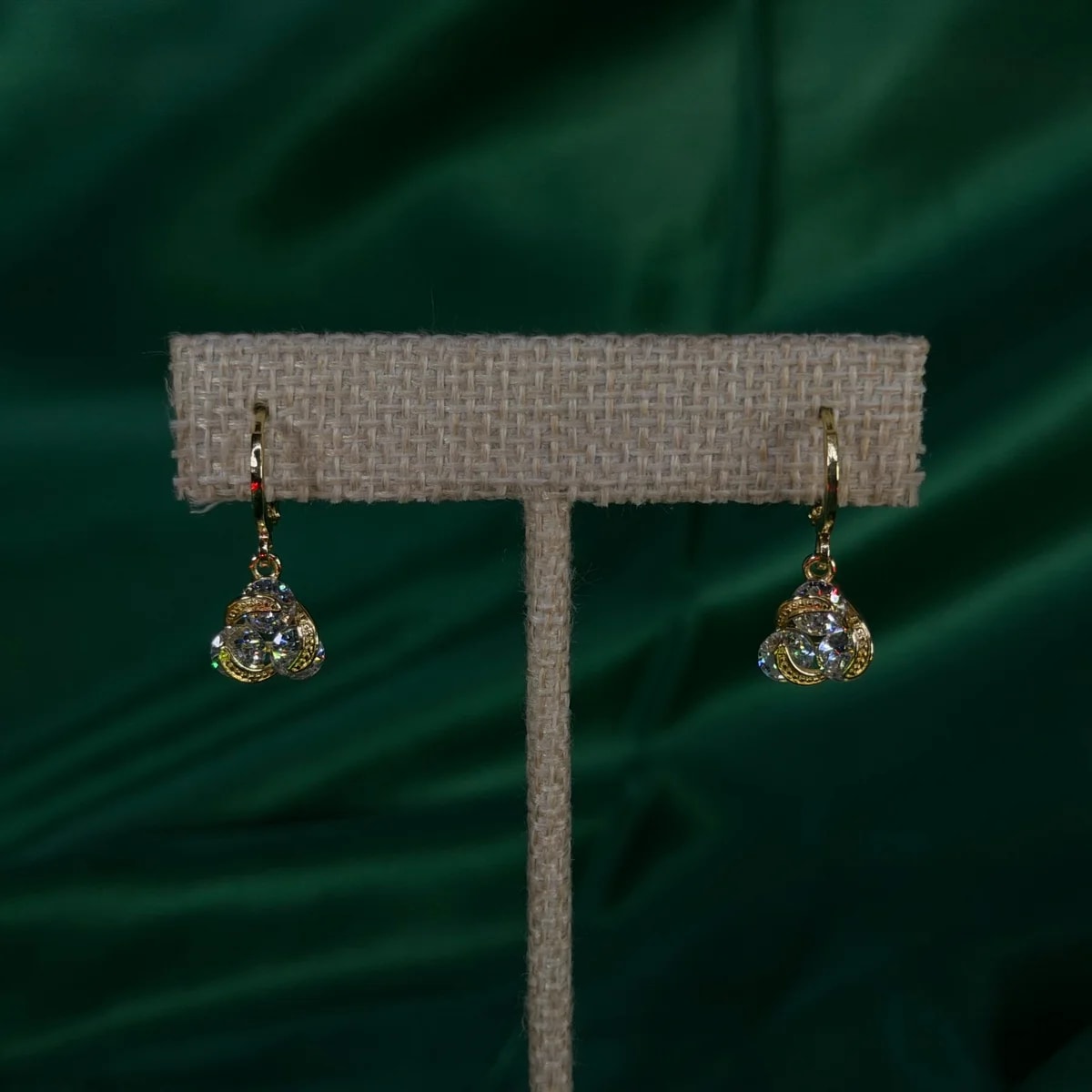 Aretes Largos con Flor de Chapa de Oro 18k — vista 2