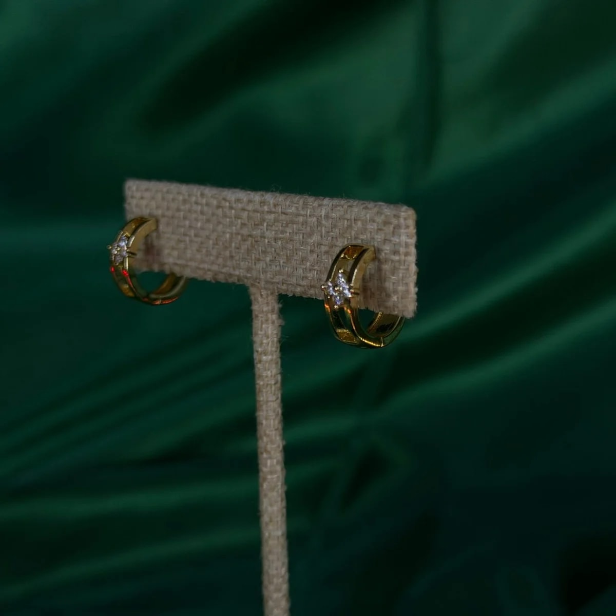 Arracadas Chapa de Oro 18k con Diseño Clásico — vista 4