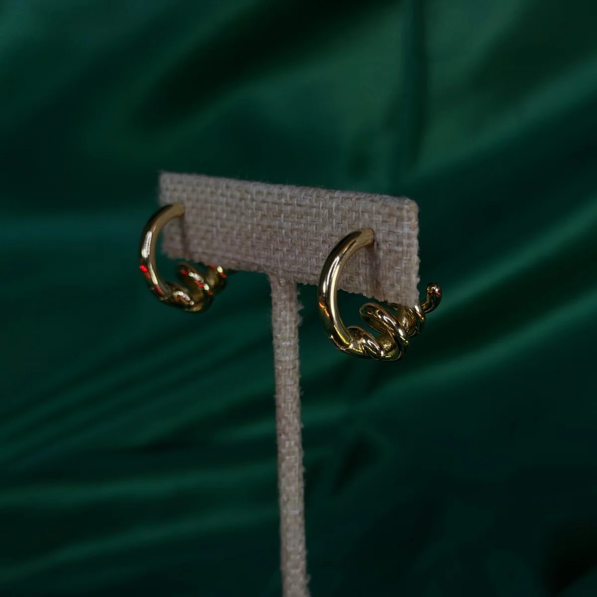 Arracadas Bañadas en Chapa de Oro 18k — vista 2