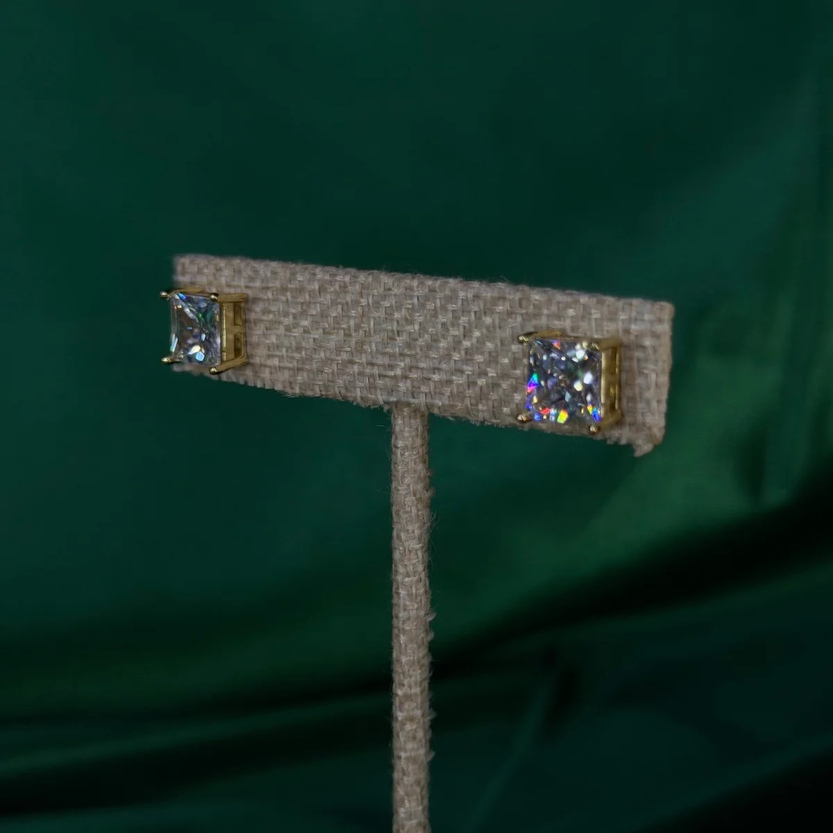 Aretes Cuadrados de Chapa de Oro 18k Brillo — vista 4